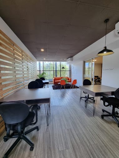 The Train Business Hub - 121 Ruta Nacional Secundaria, 11904 - San Jose image 9