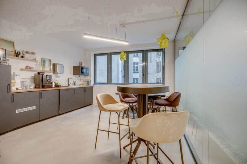 Deskeo - 33 Rue Truffaut, 75017 - Paris image 3