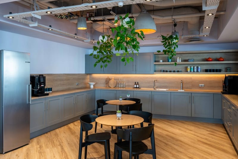 Great Portland Estates (Managed - 3,810 sqft) - City Tower  - 40 Basinghall Street, EC2V - Moorgate image 3