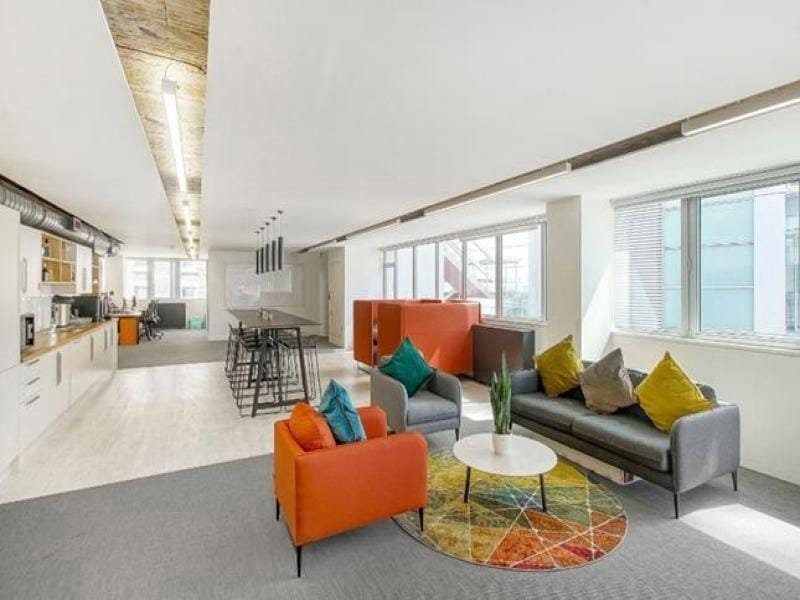 Great Portland Estates (FULLY LET)- Elm Yard -10-16 Elm Street, WC1X - Clerkenwell image 7