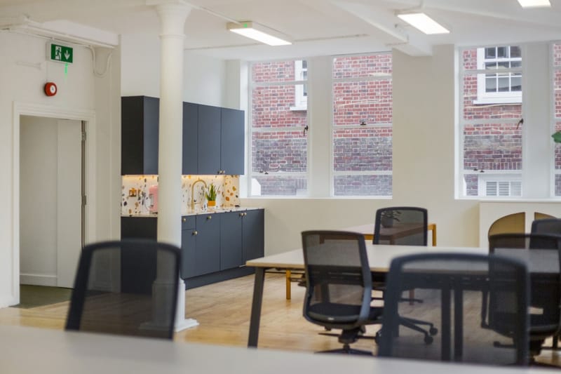 Venaglass (Managed 1,347Sqft) - Greenhill House, 90-93 Cowcross Street, EC1M - Farringdon image 3