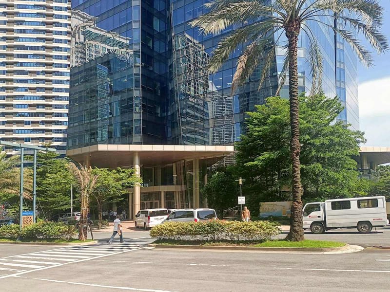 Regus - 8 Rockwell, Rockwell Drive, Makati City - Manila image 18