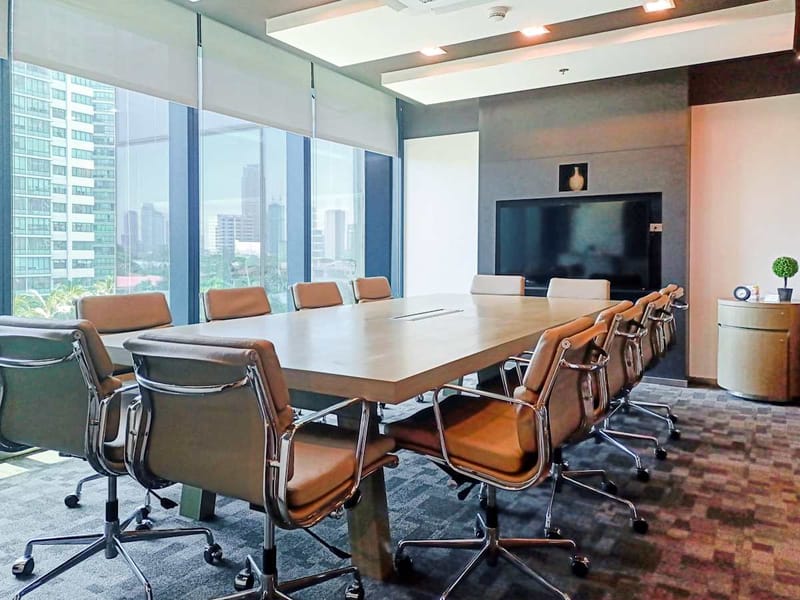 Regus - 8 Rockwell, Rockwell Drive, Makati City - Manila image 4