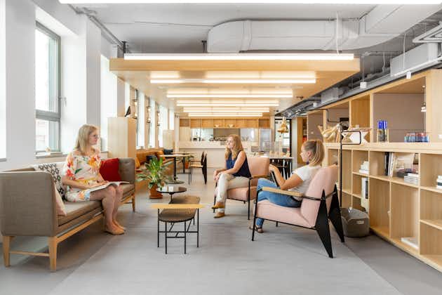 IWG (Spaces)  - Corvin Tower, Futo u. 35-37,1082 - Budapest image 6