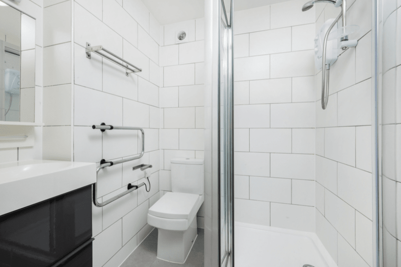 AMK property - Freetrade House, 2 Lowther Road, HA7 - Stanmore image 10