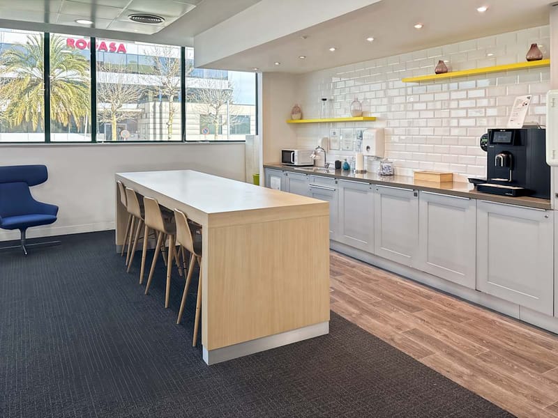 Regus - Mas Blau Business Park, Carrer d'Osona, El Prat de Llobregat - Barcelona image 6