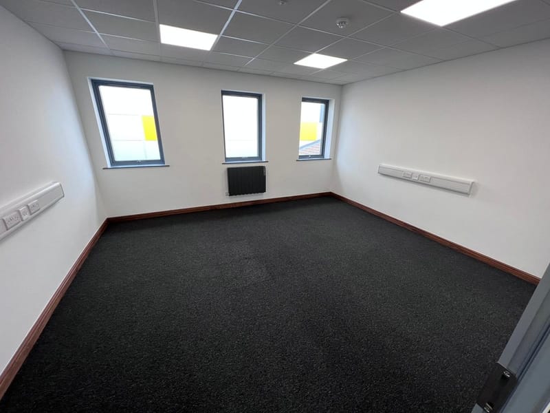Storage Giant - Gibbons Industrial Park -  Unit 10 Dudley Road, DY6 - Kingswinford image 2