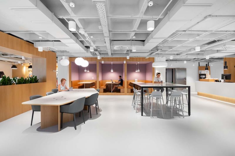 Regus - Plaza de Villasis 2, 41003 - Spain image 10