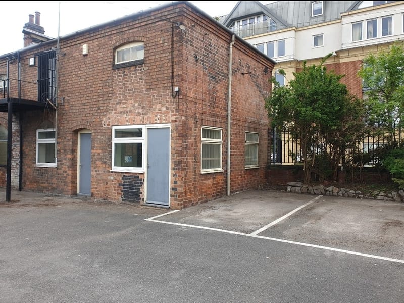G T Collett Properties -  (Self Contained 408Sqft) Curzon Street Business Centre, DE14 - Burton-on-Trent image 1