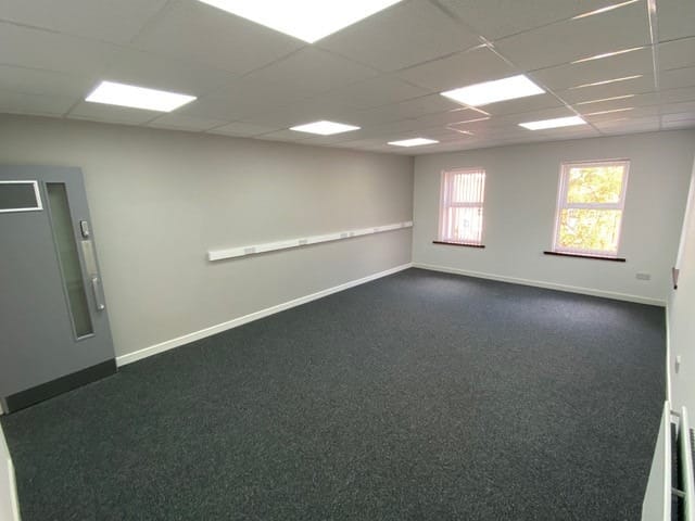 CTS Midlands Limited - 10 - 16 Victoria Road, B79 - Tamworth image 7