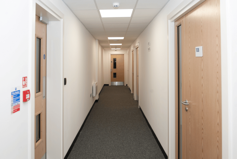 Access Self Storage - 893 Great West Road, TW7 - Brentford image 3