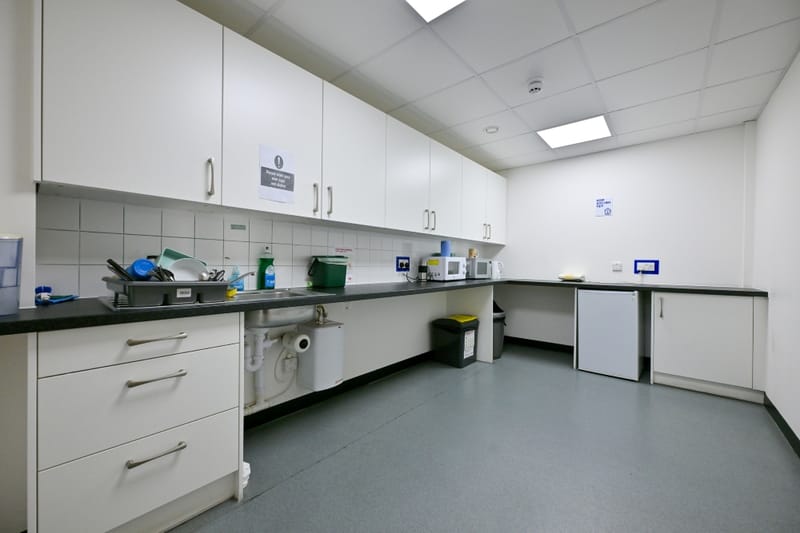 Access Office Suites - 893 Great West Road, TW7 5PD - Brentford image 4