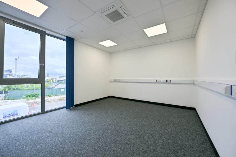 Access Office Suites - 893 Great West Road, TW7 5PD - Brentford image 5