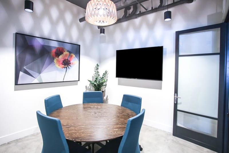 Premier Workspaces - WH2 - 6262 Glade Avenue, Woodland Hills image 6