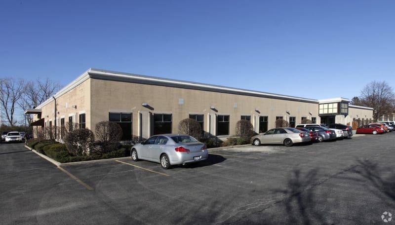Offix - 7358 Lincoln Ave, Lincolnwood image 4