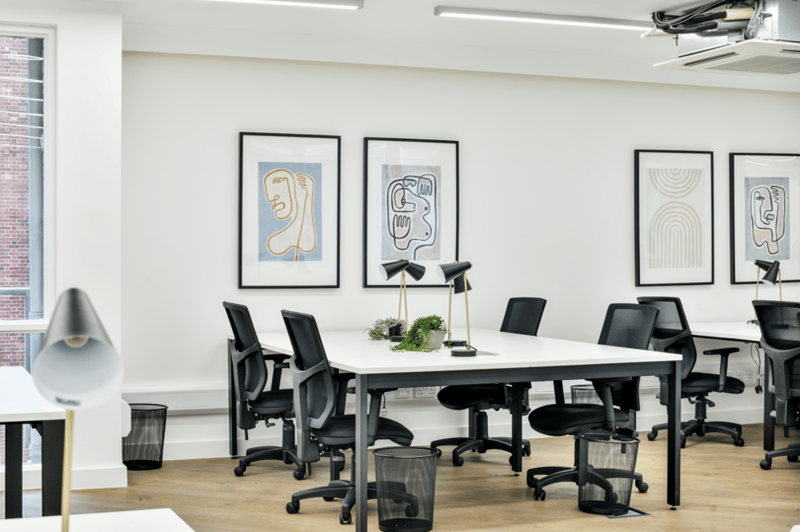 Rubix Real Estate  (Managed 650 - 687 sqft) - Silverlight House - 6-8 STANDARD PLACE, EC2A - Shoreditch image 2