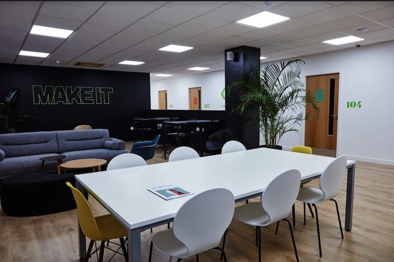Make It London - 15 Linton Road, IG11 - Barking image 3
