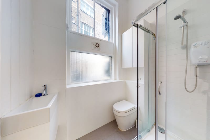 Sub800 Managed (1,100 - 1,100 sqft) - 74 Clerkenwell Road, London, UK image 2