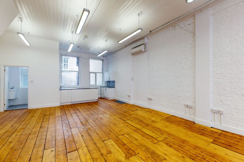 Sub800 Managed (1,100 - 1,100 sqft) - 74 Clerkenwell Road, London, UK image 5