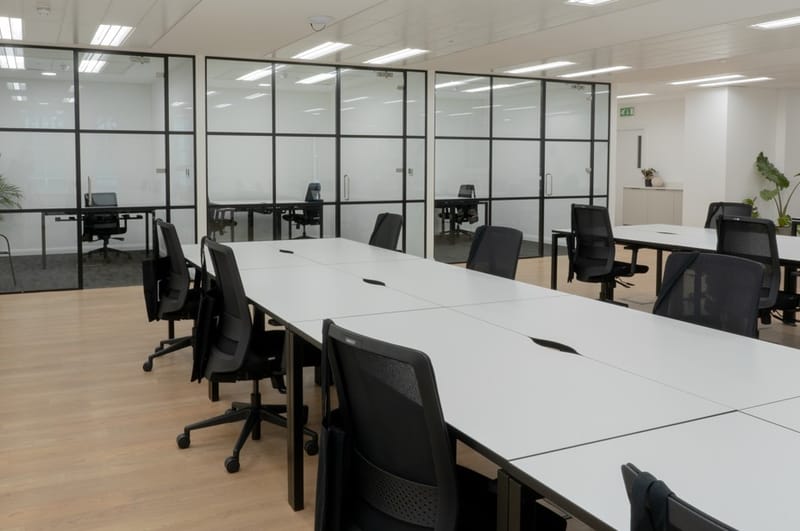 Workpad (Managed 538 sqft)  - 22 King Street, SW1Y - St James image 2
