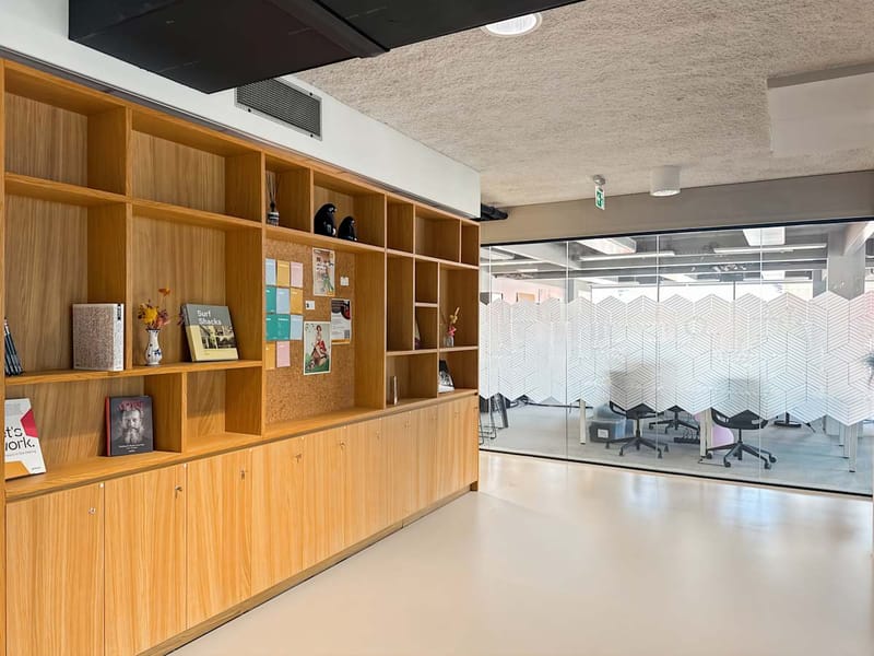 IWG (Spaces) - De Walvis - 74-78 Grote Bickersstraat - Amsterdam image 14