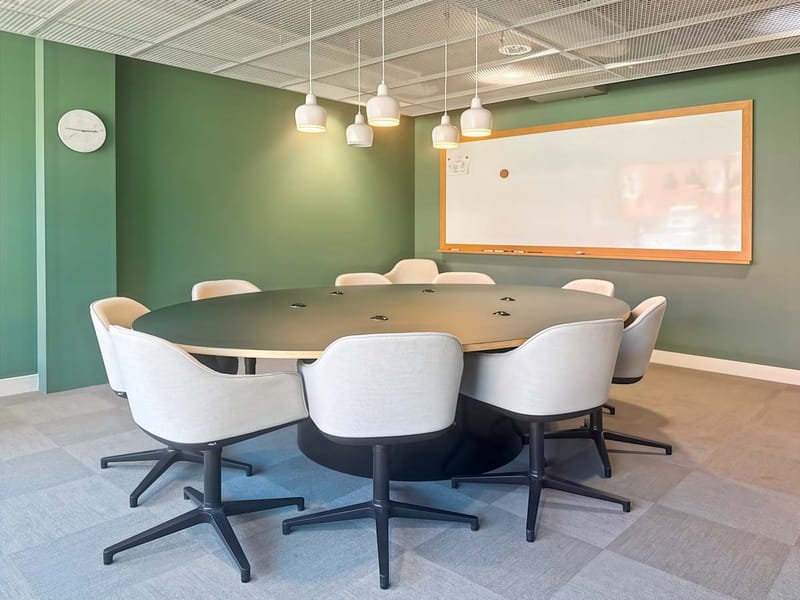 IWG (Spaces) - De Walvis - 74-78 Grote Bickersstraat - Amsterdam image 3