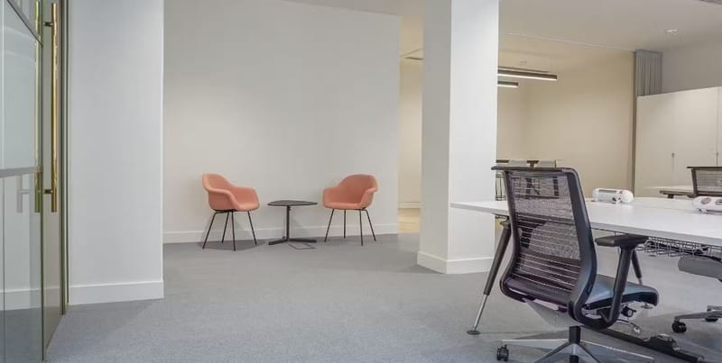 The Crown Estate (Managed 1,029 - 1,070 sqft) - 184-186 Regent Street, W1B - Mayfair image 3