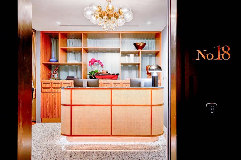 Regus - Capitol Piazza, 13 Stamford Road, 178905 - Singapore image 3