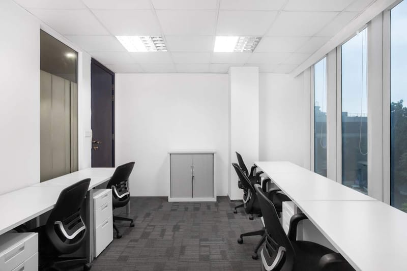 Regus - Emirates Tower, M-13, F-7, Markaz, 44210 - Islamabad image 7