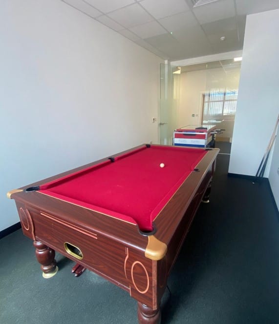 Unit Management Ltd - Argent Court - 175 Hook Rise South, KT6 - Tolworth image 9