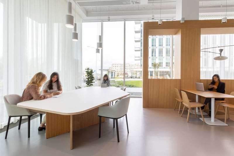 Spaces (Regus) - Parkview, Pujmanove 1753/10a, 140 00 Praha 4-Nusle - Prague image 9