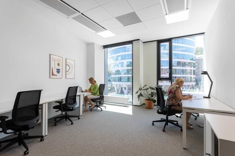 Spaces (Regus) - Smichoff - Plzenska 3350/18, 150 00 Praha 5-Smichov - Prague image 4