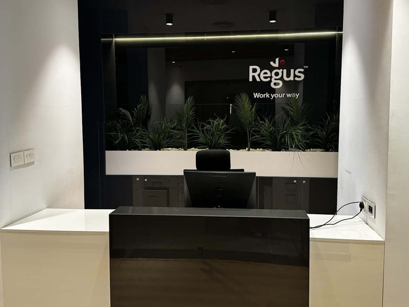 IWG (Regus) - Arabela Plaza, Gamal Abdel Nasser Street - New Cairo image 2