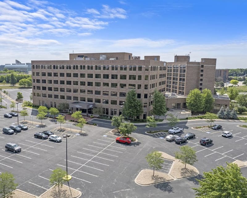 Boxer Workstyle - 3030 Warrenville Road, Lisle, IL 60532 - Chicago image 2