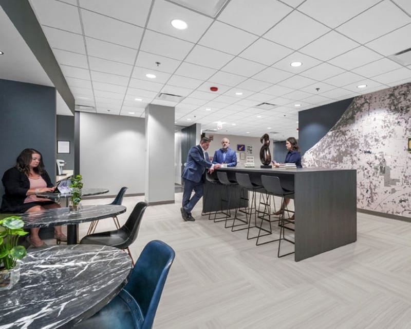 Boxer Workstyle - 3030 Warrenville Road, Lisle, IL 60532 - Chicago image 4
