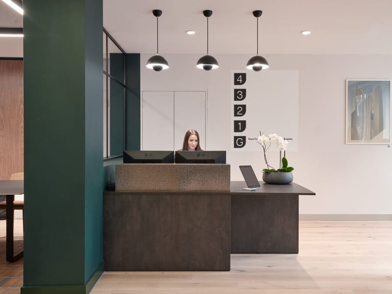 Knowlemore (Managed 1,930 sqft) - Phoenix House, 106-114 Borough High Street, SE1 - Borough image 12
