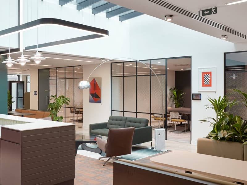 Knowlemore (Managed 1,930 sqft) - Phoenix House, 106-114 Borough High Street, SE1 - Borough image 16