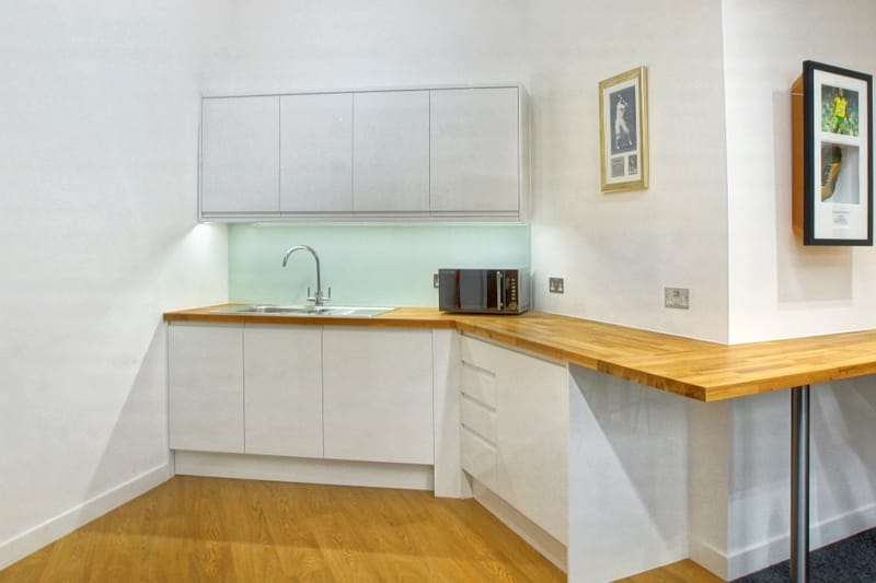 Workthere (Managed 504 sqft) - 5 St Bride Street, EC4A 4AS - Blackfriars image 6