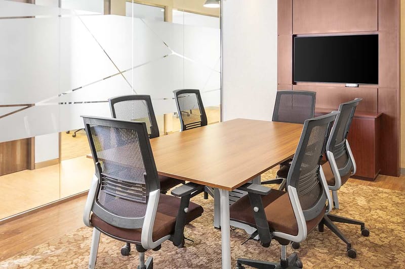 IWG (Regus) Hamad Tower, King Fahd Branch Road, 12584 - Riyadh image 3