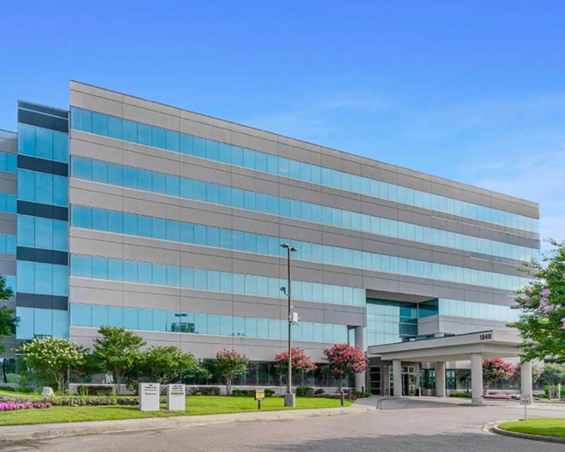 Boxer Workstyle - 1840 Pyramid Place, TN 38132 - Memphis image 2
