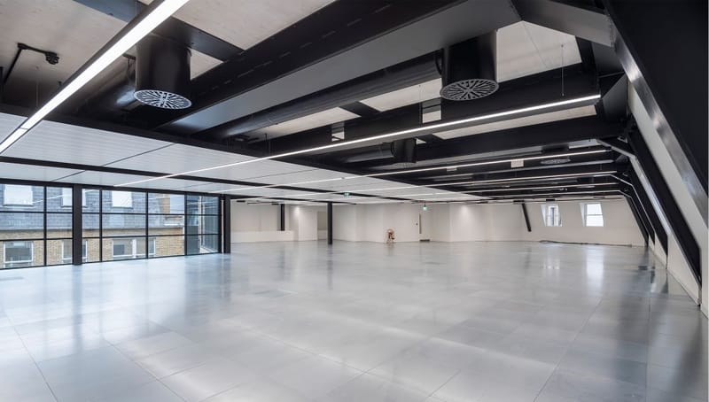 Riverside Capital (Managed 8,555 sqft) - Yarnwicke 119-121 Cannon Street, EC4 - Bank image 3