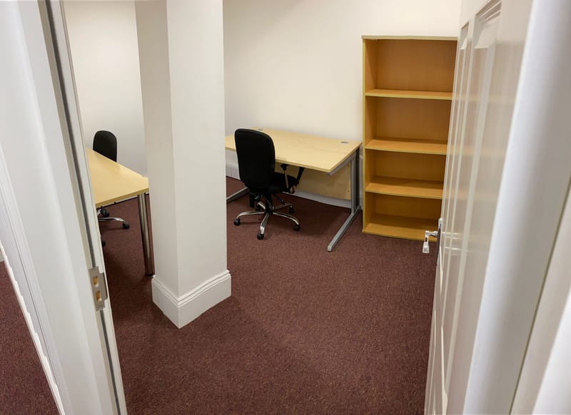 Surrey and Bucks Business Centre - Austen House, 2 High Street, Great Bookham, Leatherhead, KT23 - Surrey image 5