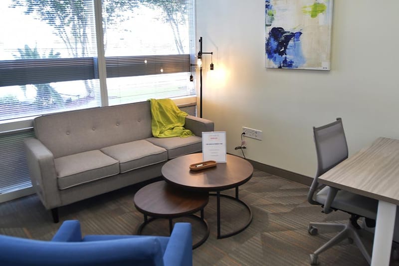 Office Evolution - 3301 North University Drive, 33065 - Coral Springs, FL image 8