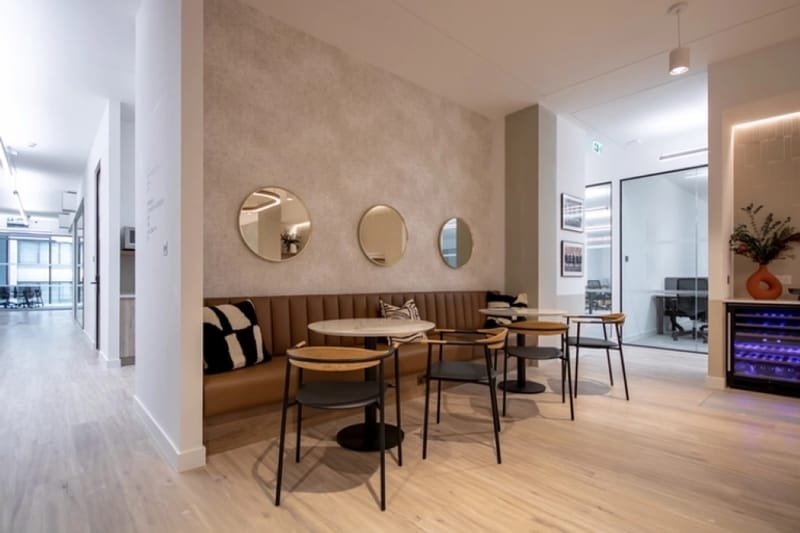 Industrious (Managed 490 sqft) - 77 Coleman Street, EC2R 5BJ - Liverpool Street image 7