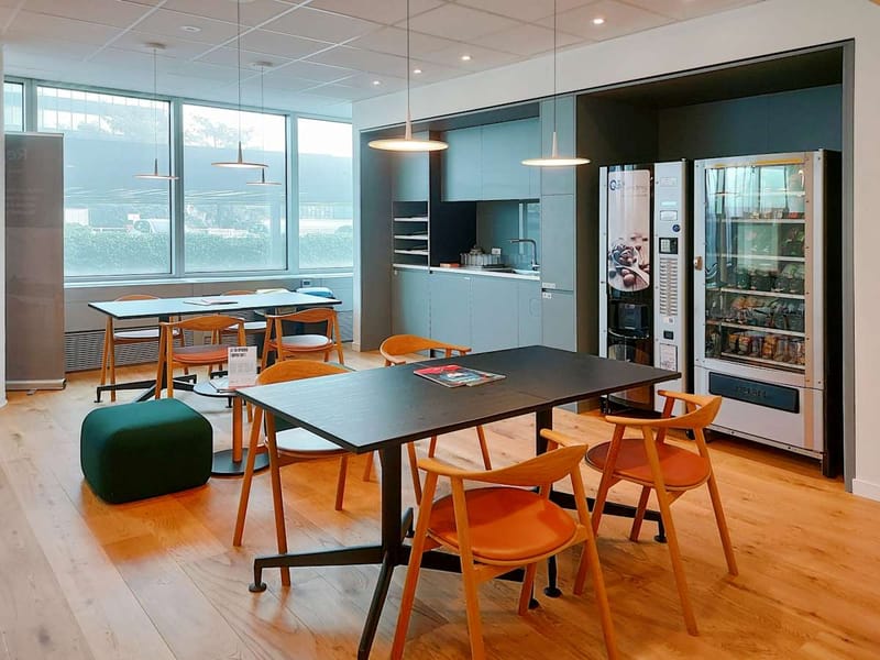IWG (Regus) - 7 Via Sebastiano Caboto, 20094 - Milan image 2