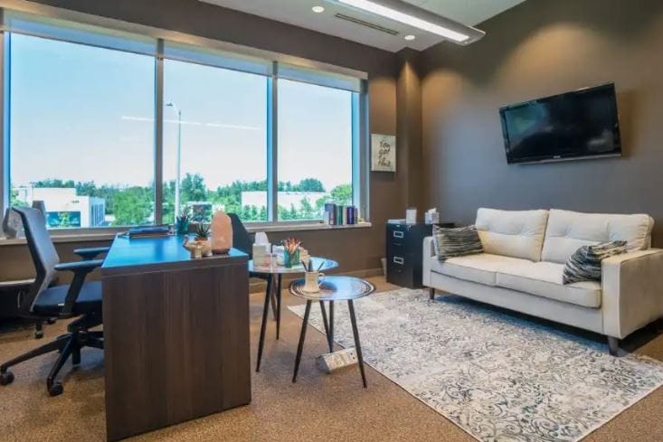 Zemlar Offices - 1300 Cornwall Road, L6J - Oakville, ON image 8