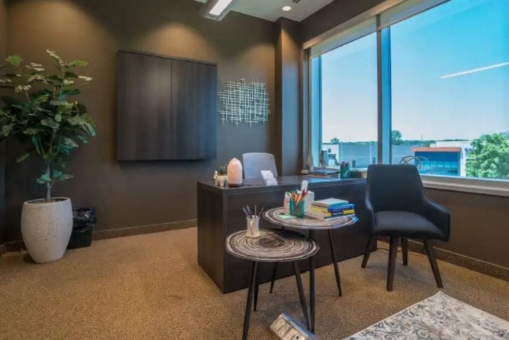Zemlar Offices - 1300 Cornwall Road, L6J - Oakville, ON image 10
