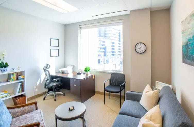Zemlar Offices - 231 Oak Park Boulevard, L6H - Oakville, ON image 3