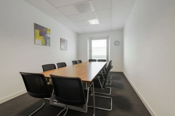 IWG (Regus) - 8 Via Roberto Lepetit, 20124 - Milan image 7