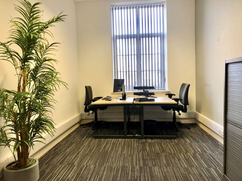 Sunningend Business Centre - 22 Lansdown Industrial Estate, GL51 - Cheltenham image 9